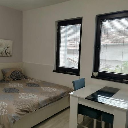 Студио Vratsa Ngoại thất bức ảnh